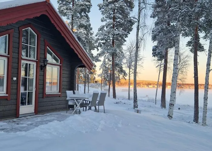 Lakeside Log Cabin Fraemby Udde Falun