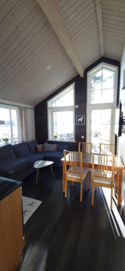 Lakeside Log Fraemby Udde Ferienhaus