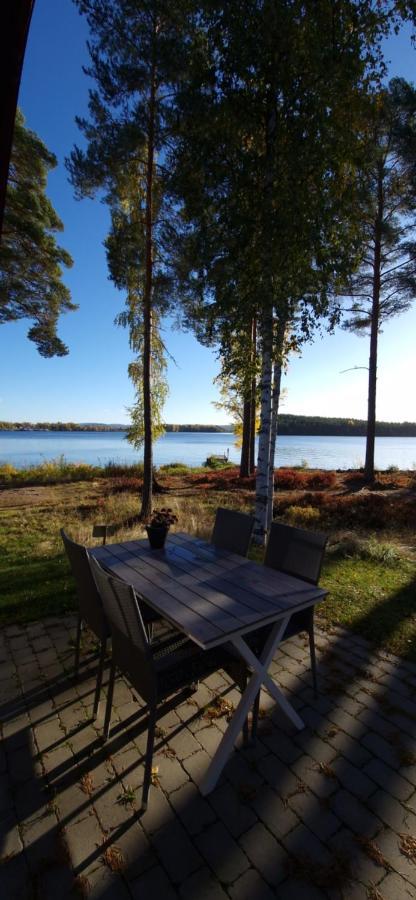 Lakeside Log Fraemby Udde Ferienhaus *